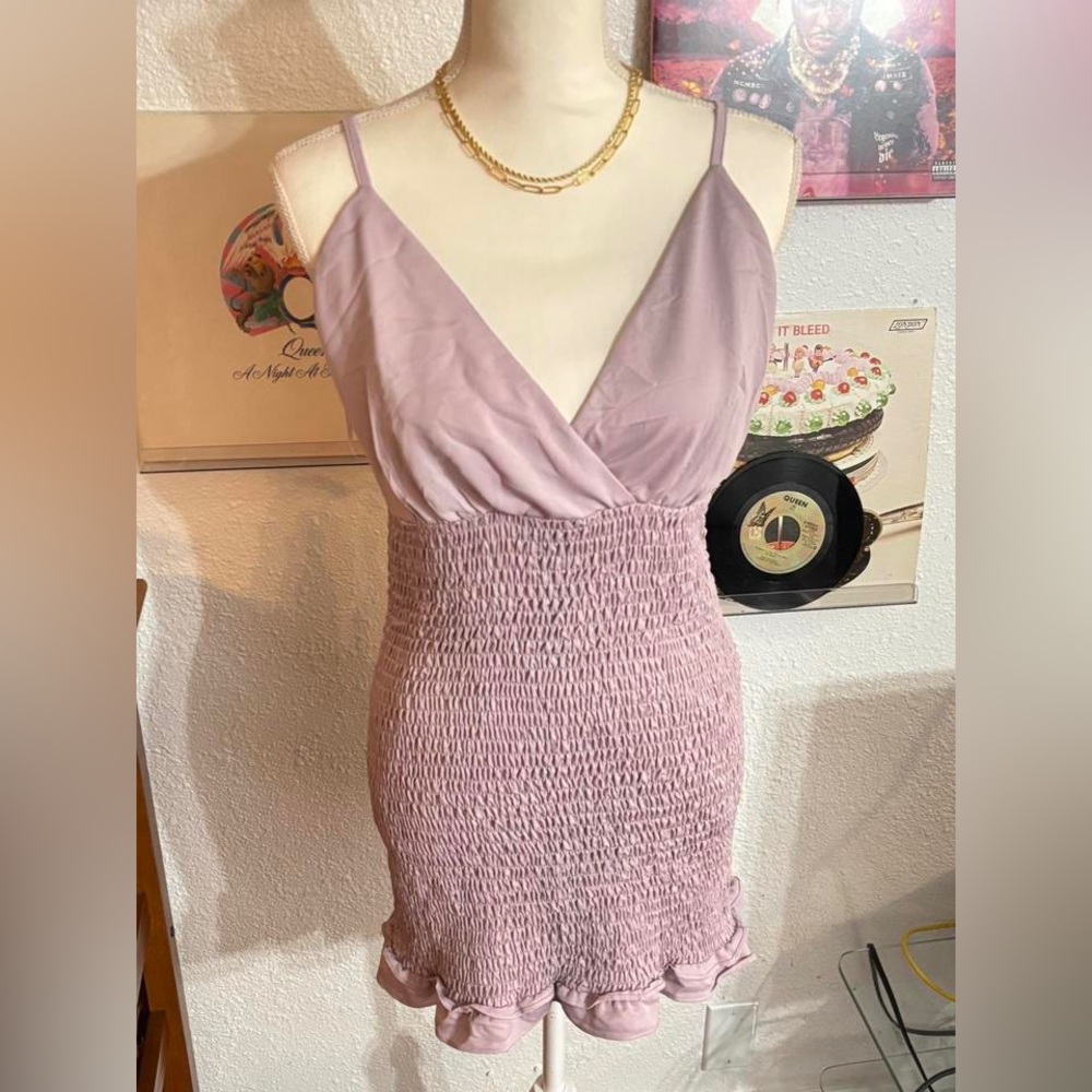 Elegant Mauve Sleeveless Dress